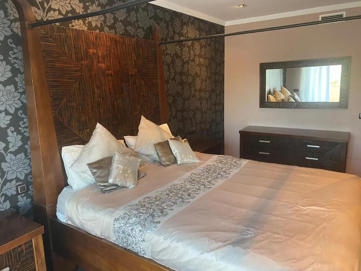 B&B Villa Michieli Marbella Bed & Breakfast